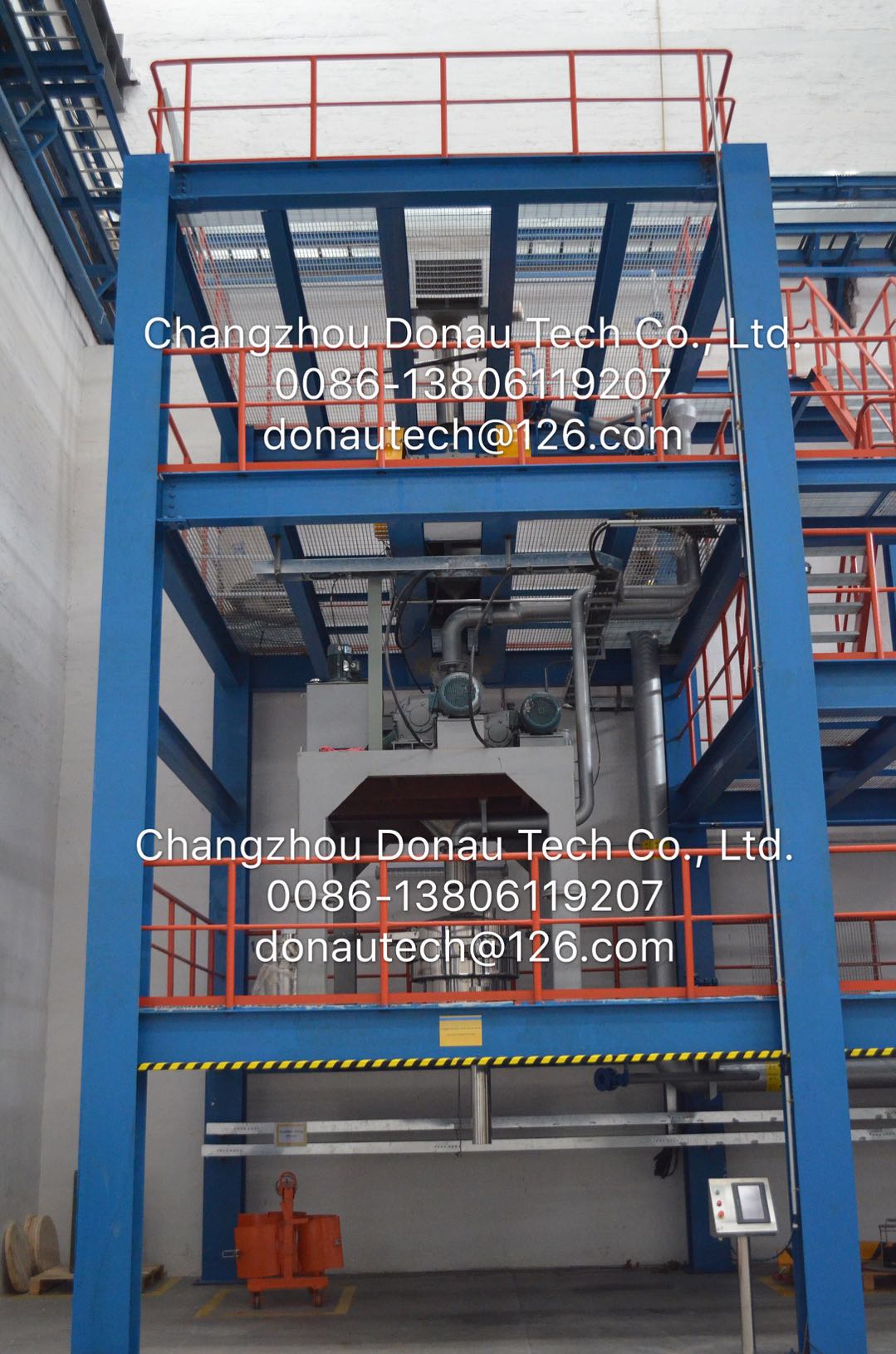 Fluidized bed coating system